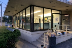Aluminum storefront system with door